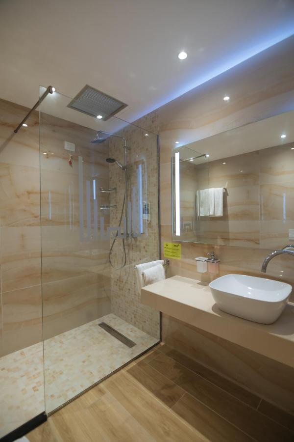 גולם Gloria Palace Hotel & Spa מראה חיצוני תמונה